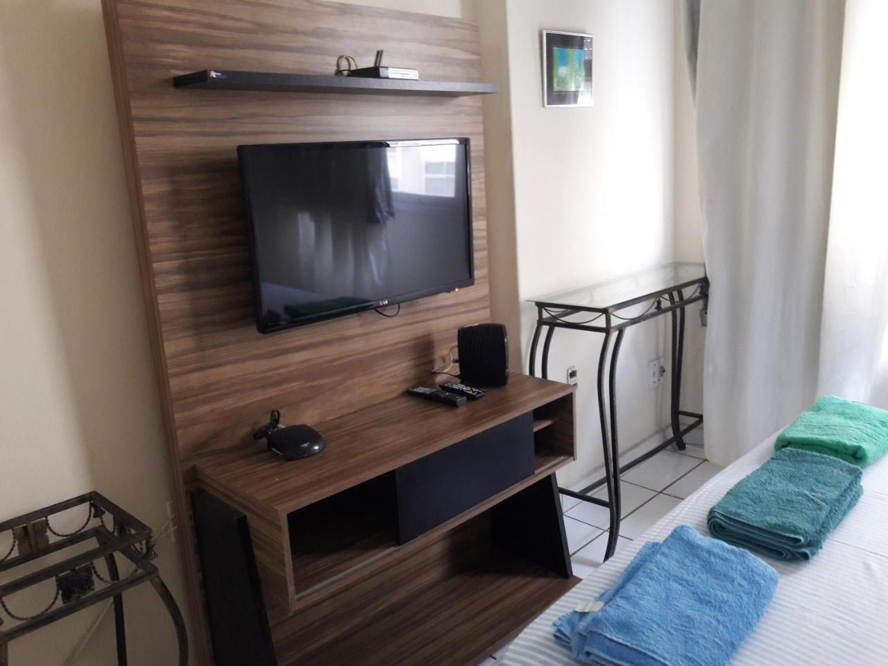 Av. Atlantica Posto 5 Apartamento *