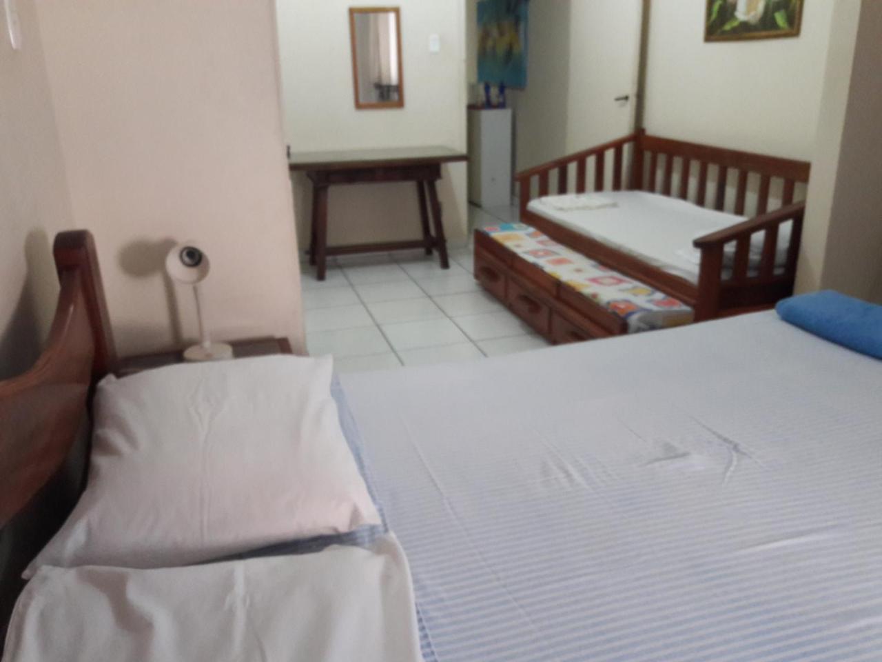 Av. Atlantica Posto 5 Apartamento *